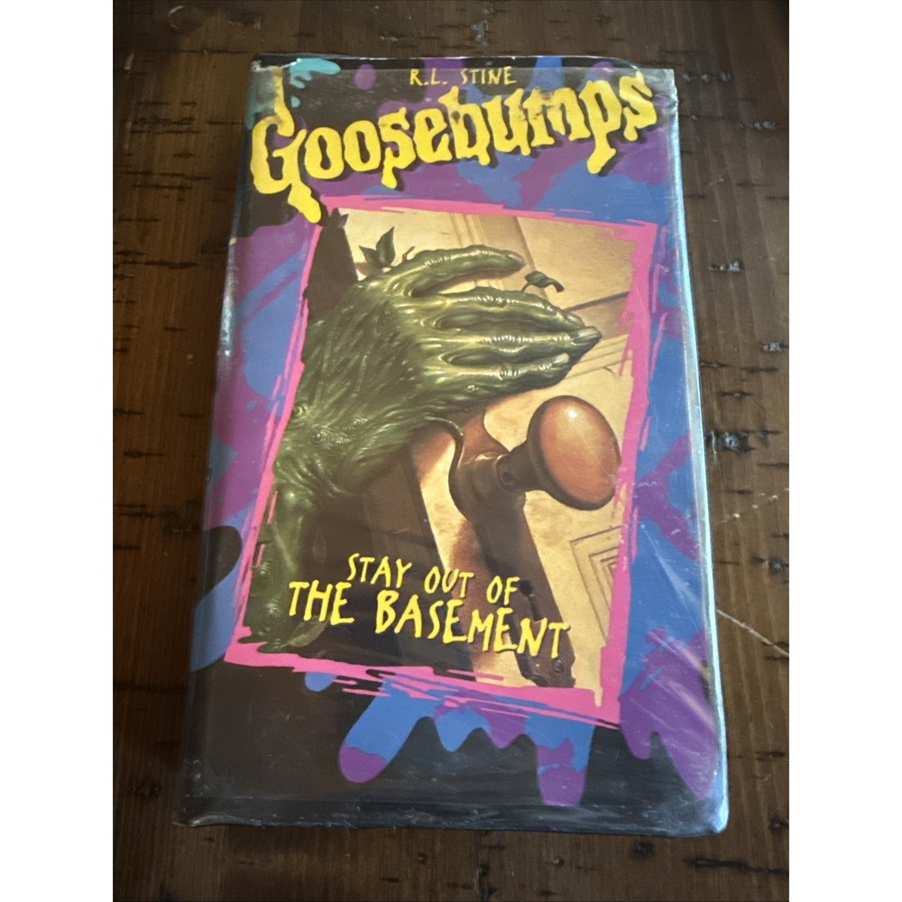 Goosebumps - Stay Out of the Basement (VHS, 1996)